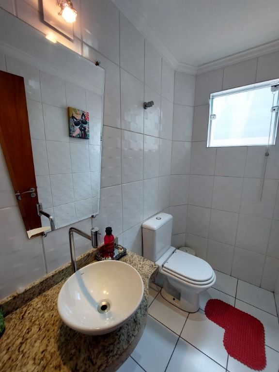 Sobrado à venda no Vila Scarpelli: 