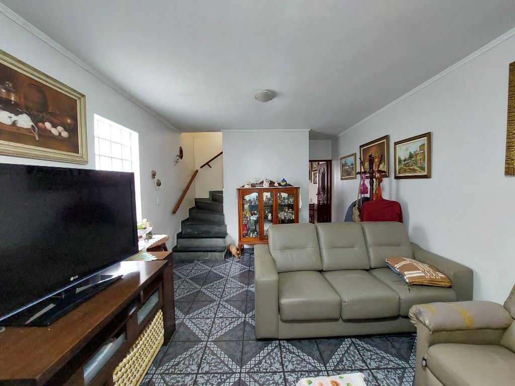 Sobrado à venda no Vila Scarpelli: 