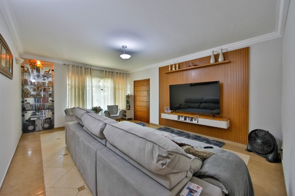 Sobrado à venda no Vila Scarpelli: 