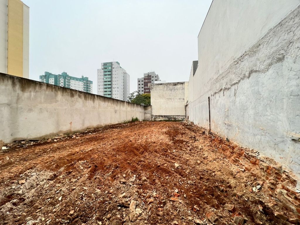 Terreno à venda no Vila Gilda: 