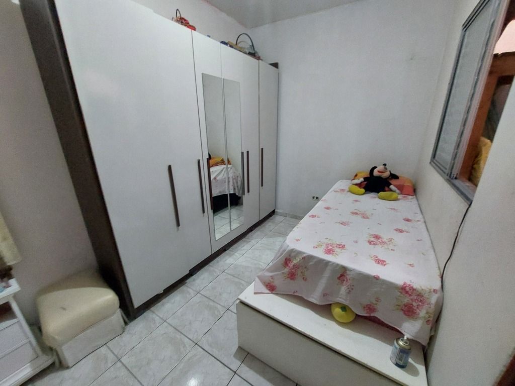 Sobrado à venda no Cata Preta: 