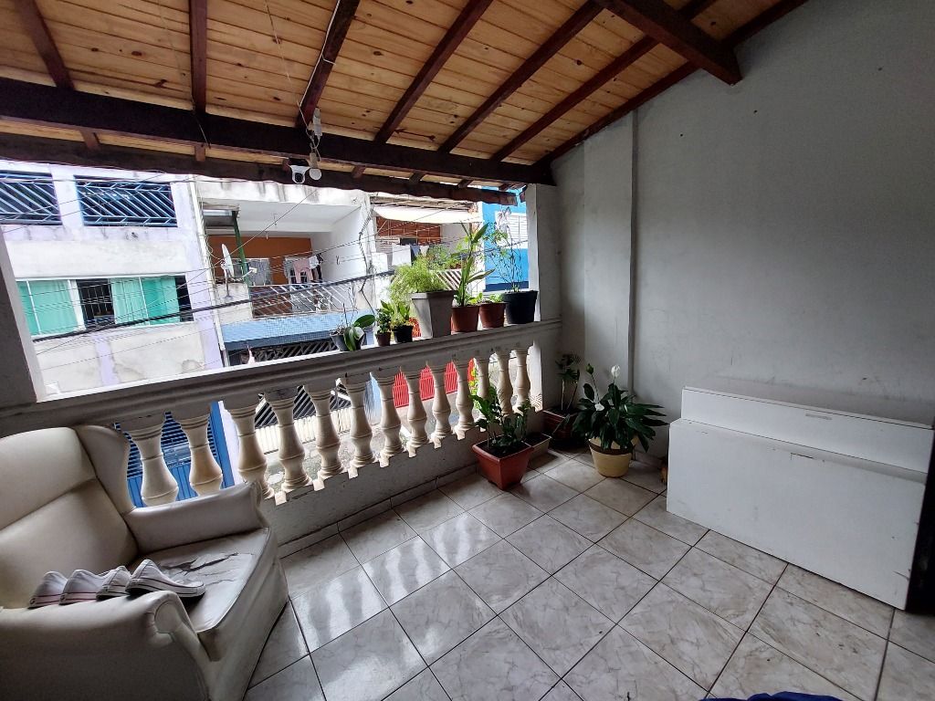 Sobrado à venda no Cata Preta: 