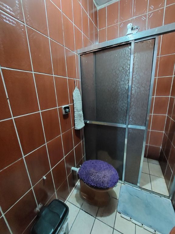 Sobrado à venda no Cata Preta: 