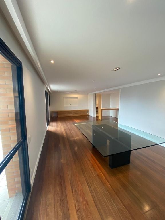 Apartamento à venda no Jardim Morumbi: 