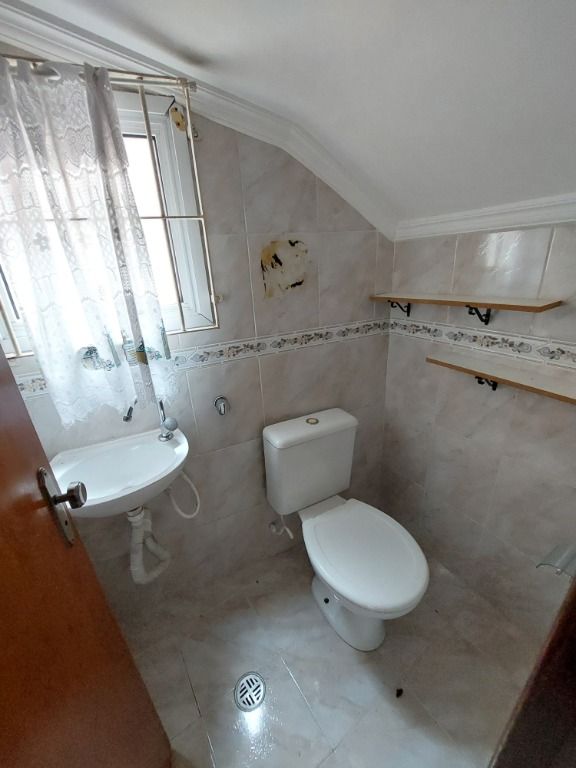 Sobrado à venda no Vila Pinheirinho: 