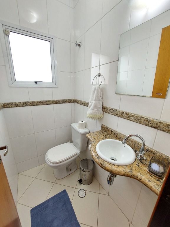 Sobrado à venda no Jardim Paraíso: 