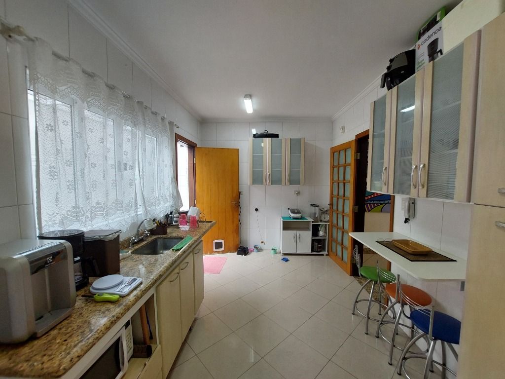 Sobrado à venda no Jardim Paraíso: 