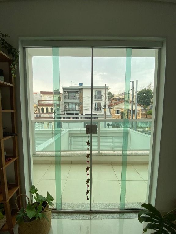 Sobrado à venda no Vila Pinheirinho: 