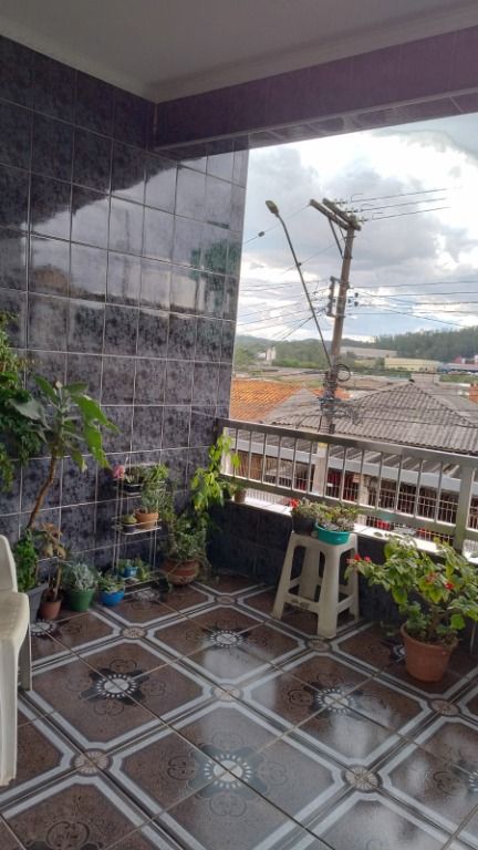 Sobrado à venda no Vila Assis Brasil: 