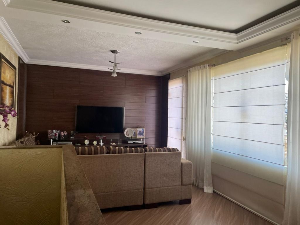 Sobrado à venda no Jardim Santa Cristina: 