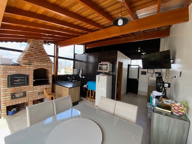 Cobertura à venda no Vila Scarpelli: 