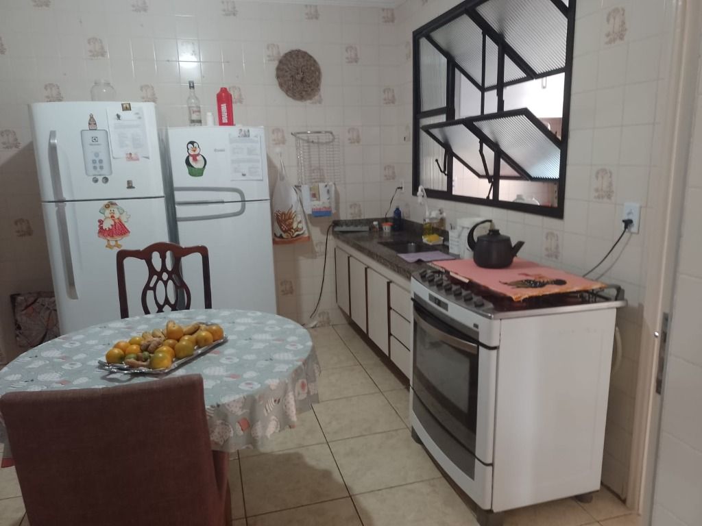 Apartamento à venda no Tupi: 