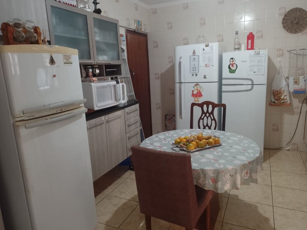 Apartamento à venda no Tupi: 