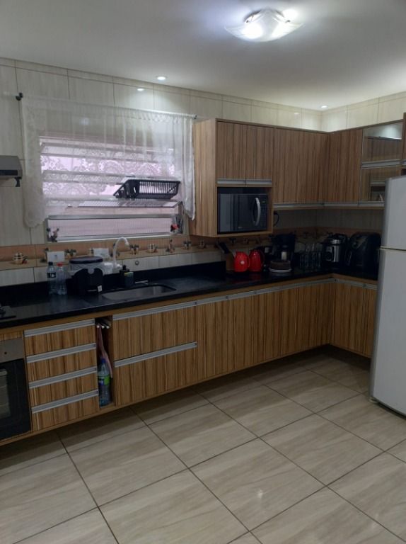 Sobrado à venda no Jardim Monções: 