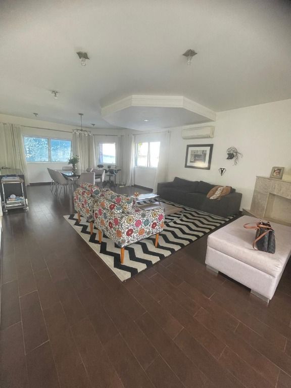 Sobrado à venda no Parque Terra Nova II: 