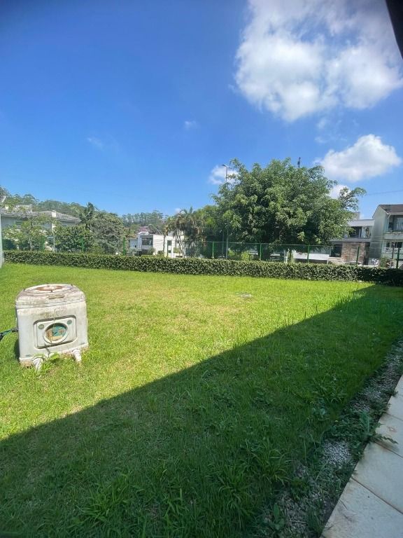 Sobrado à venda no Parque Terra Nova II: 