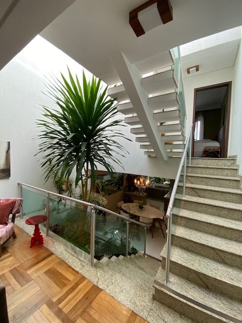 Sobrado à venda no Vila Scarpelli: 