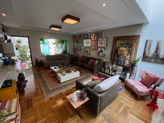 Sobrado à venda no Vila Scarpelli: 