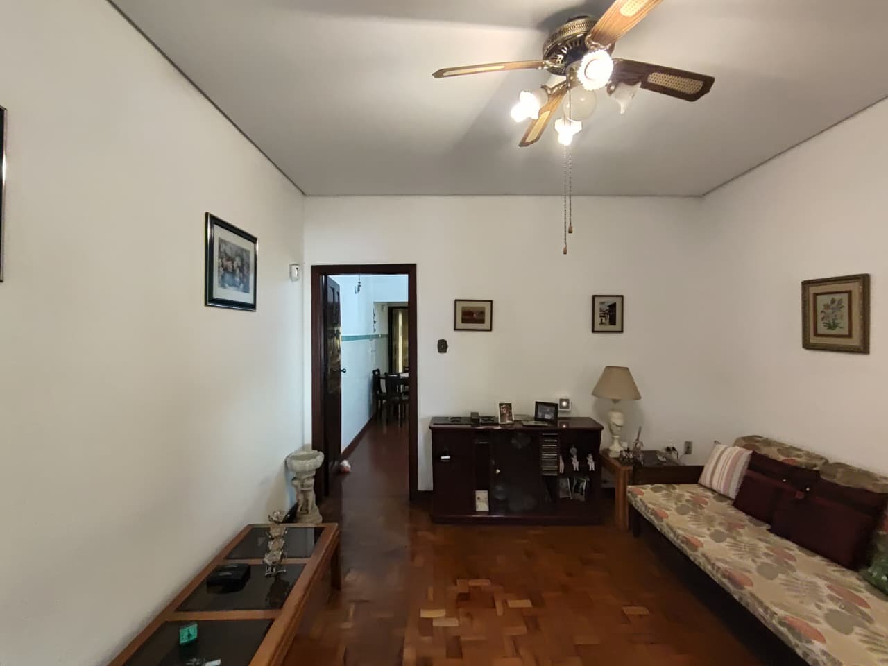 Casa à venda no Vila Valparaíso: Sala de estar