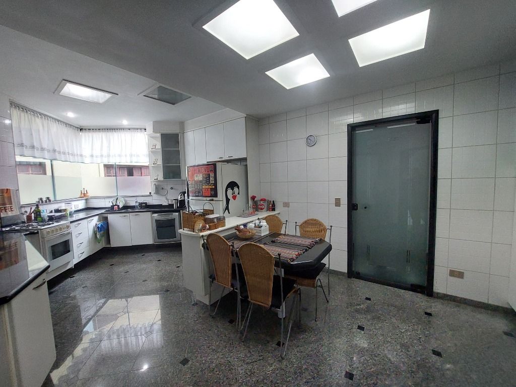 Prédio à venda no Vila Gilda: 