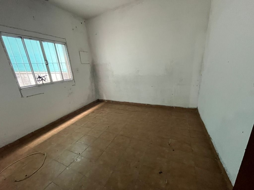 Casa à venda no Taboão: 