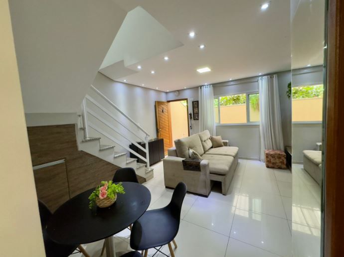 Sobrado à venda no Vila Curuçá: 