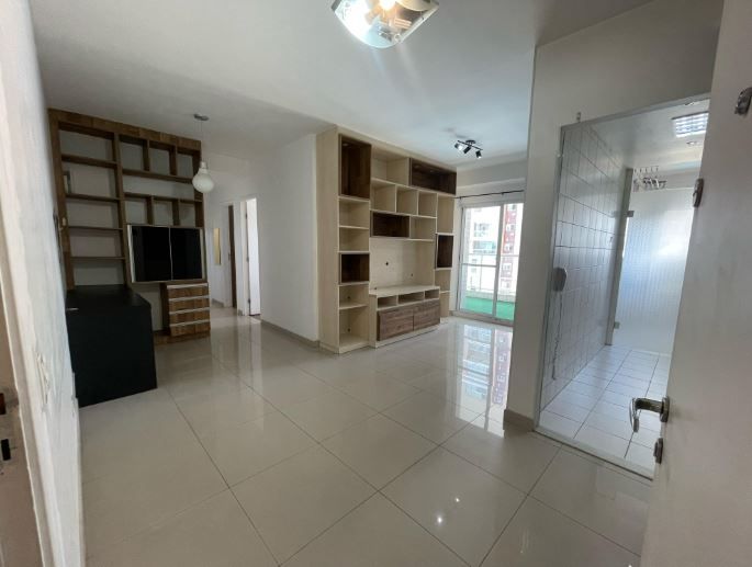 Apartamento à venda no Baeta Neves: 