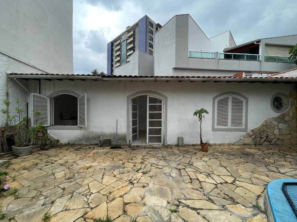 Terreno à venda no Vila Valparaíso: 