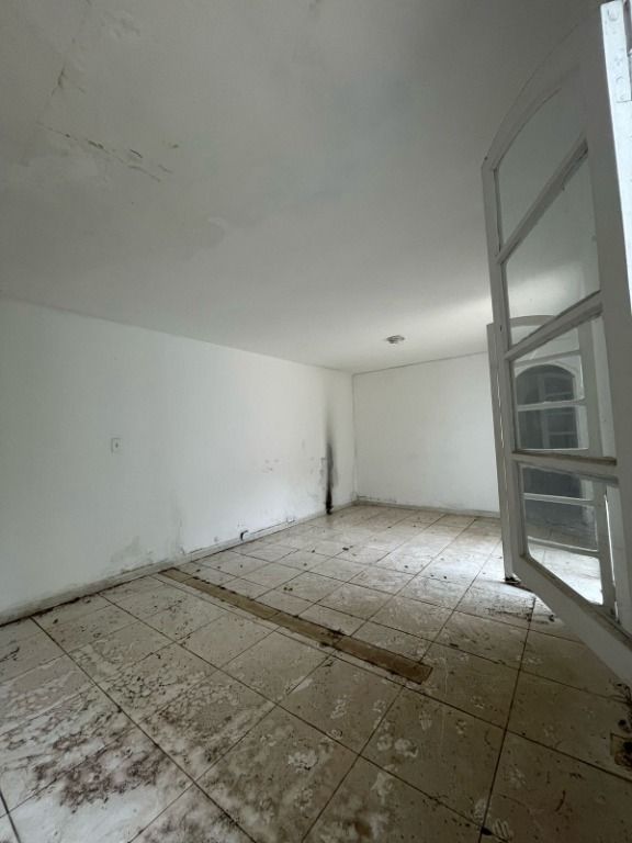 Terreno à venda no Vila Valparaíso: 