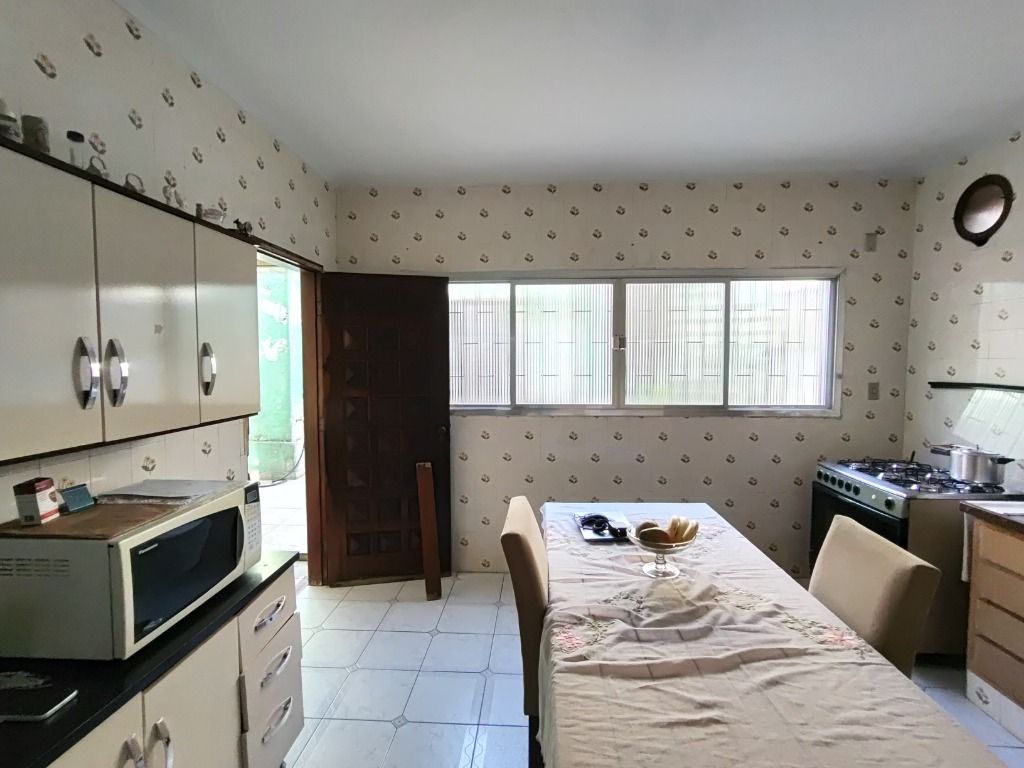 Sobrado à venda no Vila Scarpelli: 