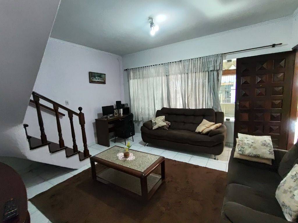 Sobrado à venda no Vila Scarpelli: 