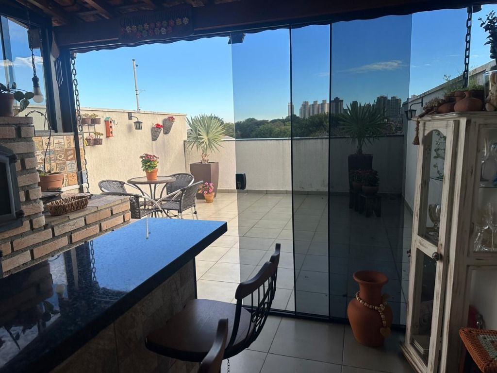 Cobertura à venda no Vila Scarpelli: 