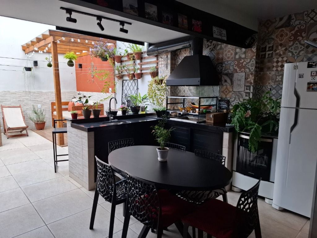 Sobrado à venda no Vila Assunção: 