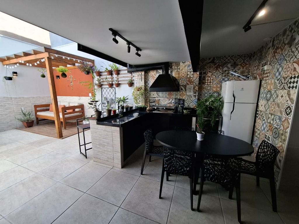 Sobrado à venda no Vila Assunção: 