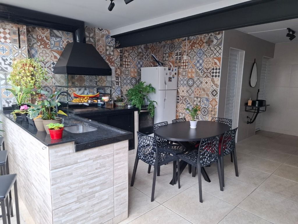 Sobrado à venda no Vila Assunção: 