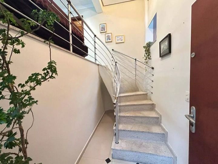 Casa à venda no Jardim Hollywood: 