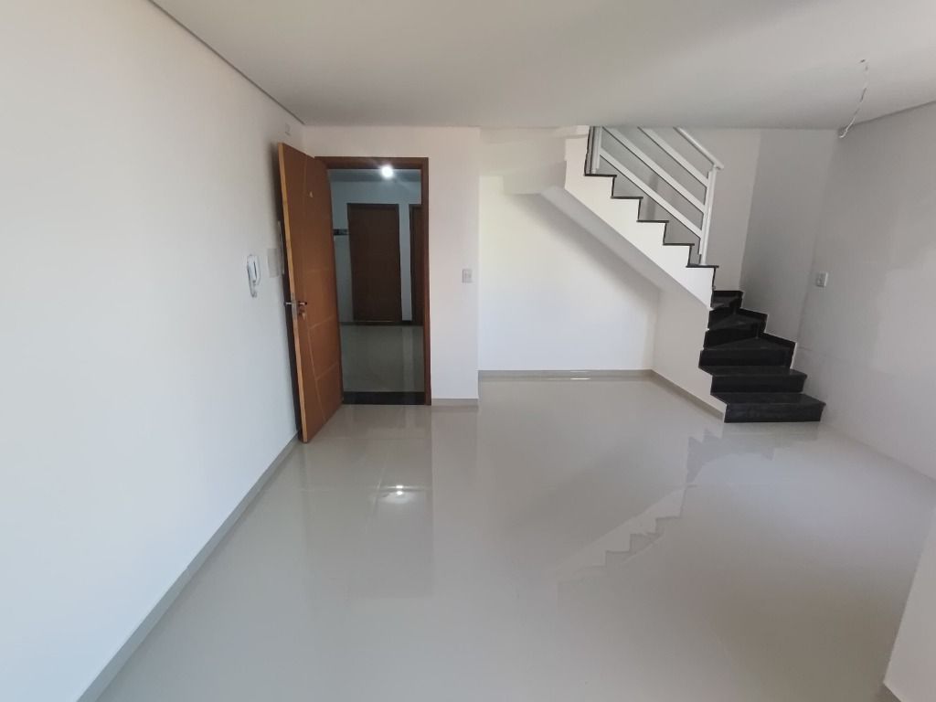 Cobertura à venda no Vila Valparaíso: 