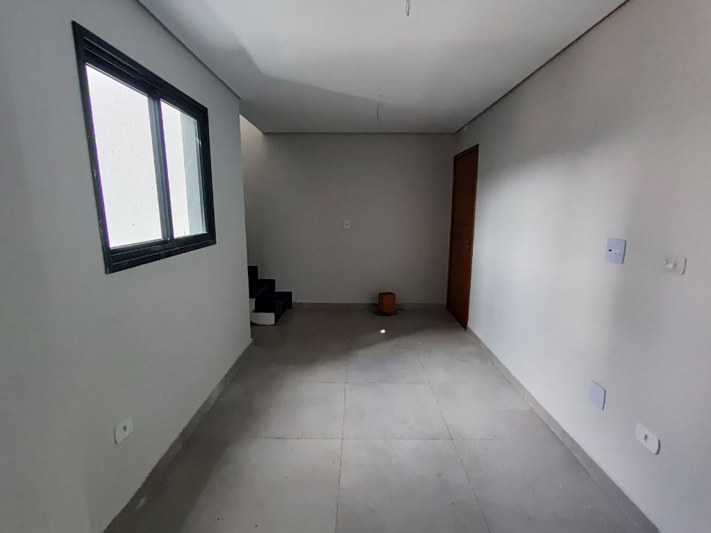 Cobertura à venda no Vila Valparaíso: 