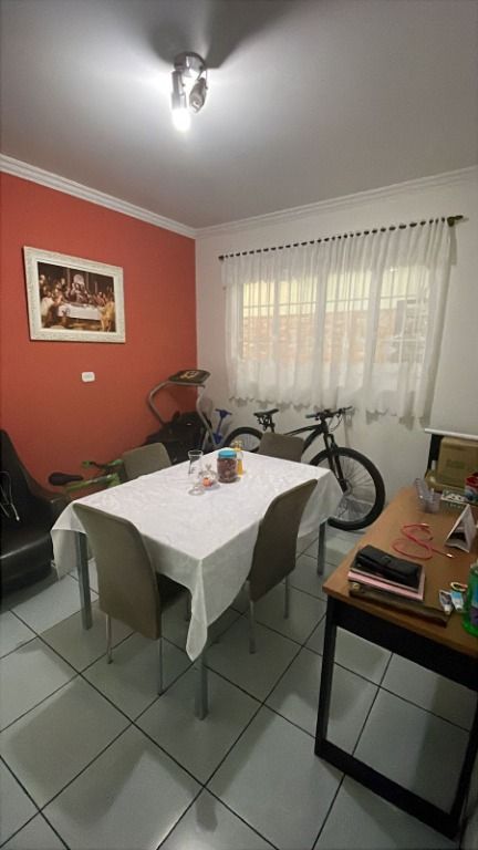 Sobrado à venda no Vila Scarpelli: 