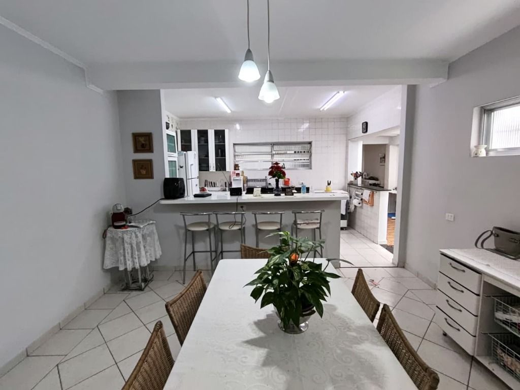 Sobrado à venda no Vila Scarpelli: 