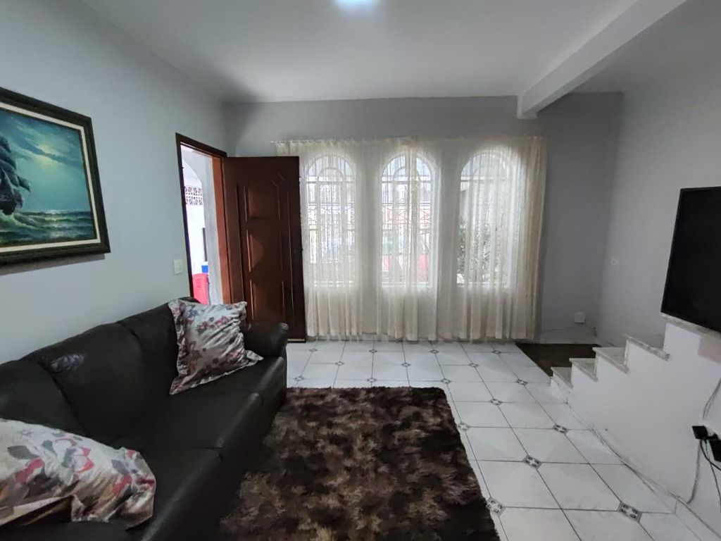 Sobrado à venda no Vila Scarpelli: 