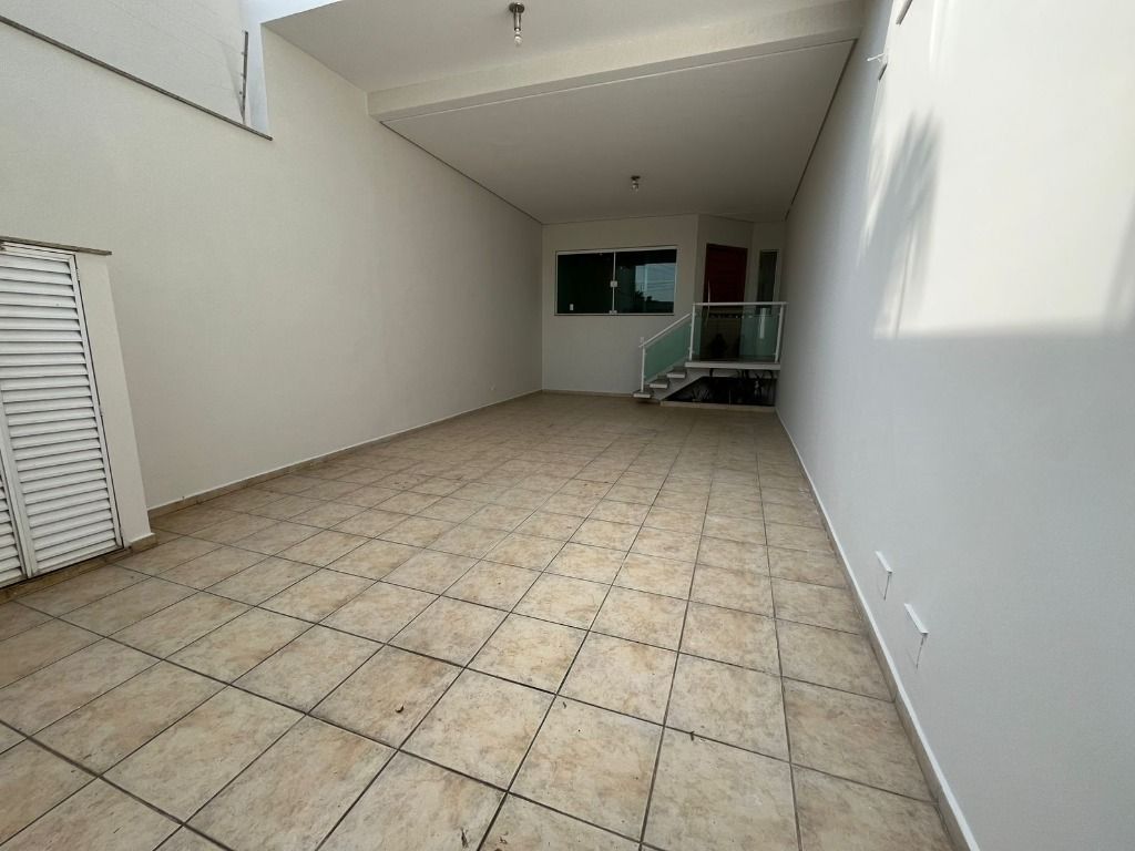 Sobrado à venda no Vila Assunção: 