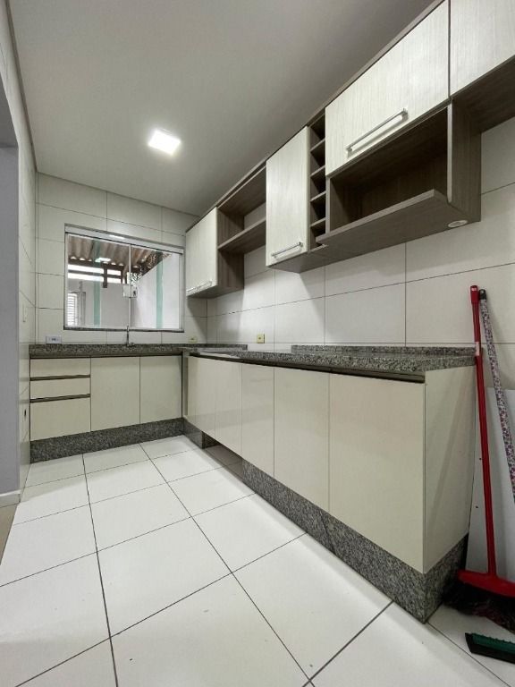 Sobrado à venda no Vila Valparaíso: 