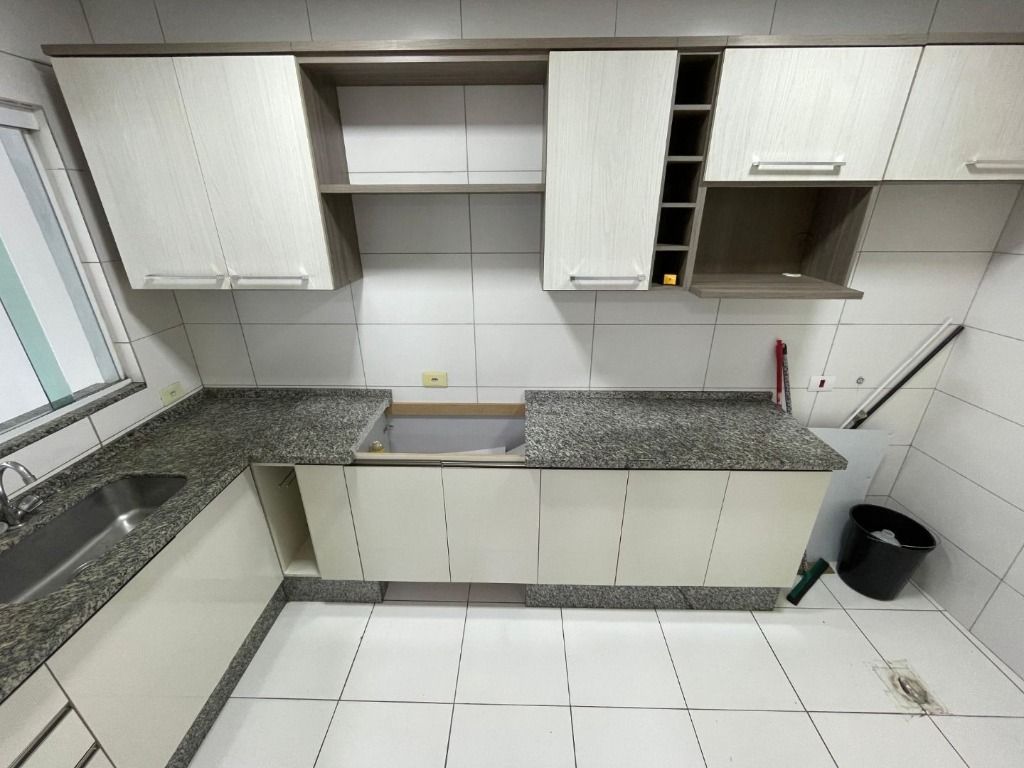 Sobrado à venda no Vila Valparaíso: 