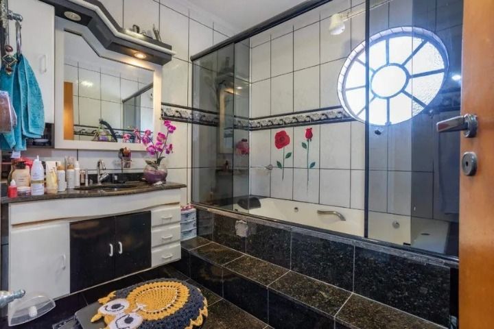 Sobrado à venda no Jardim Stella: 