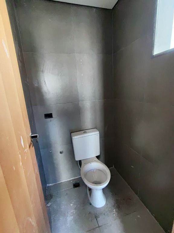 Sobrado à venda no Vila Scarpelli: 