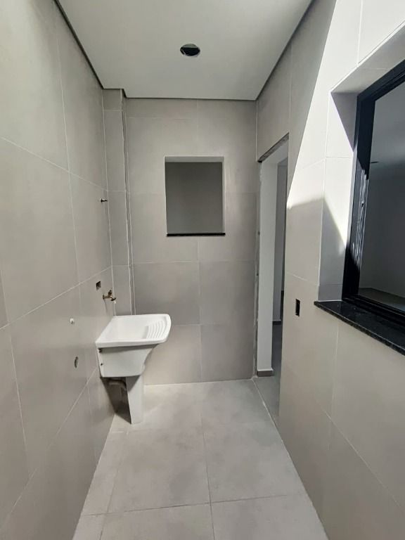 Sobrado à venda no Vila Scarpelli: 