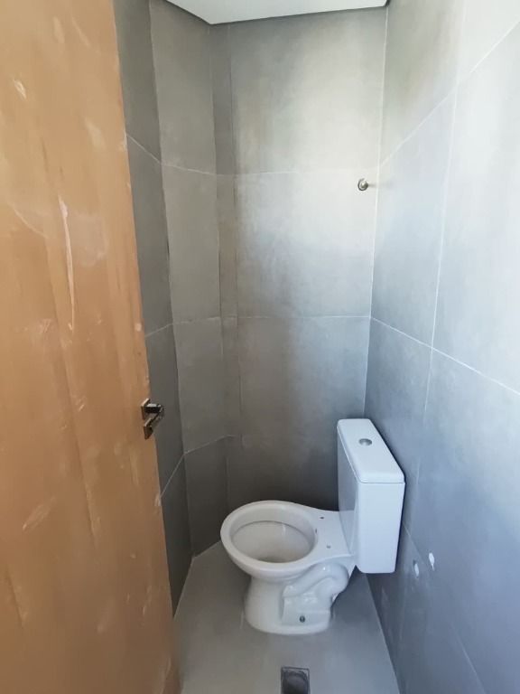 Sobrado à venda no Vila Scarpelli: 