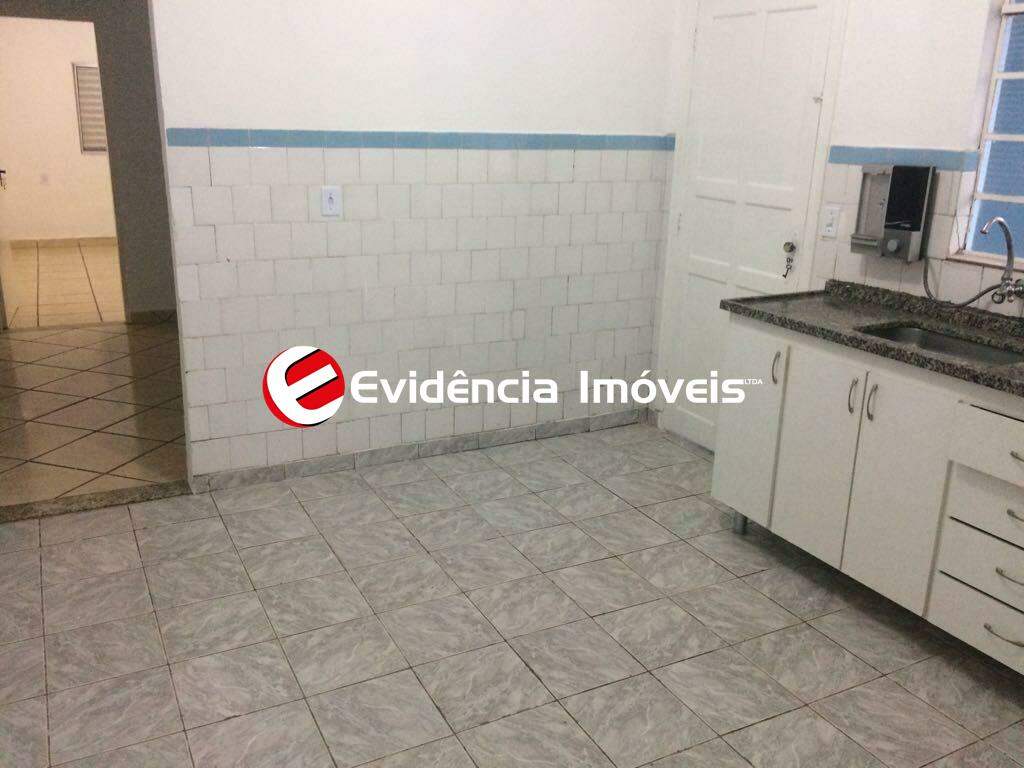 Casa para aluguel no Vila Floresta: 