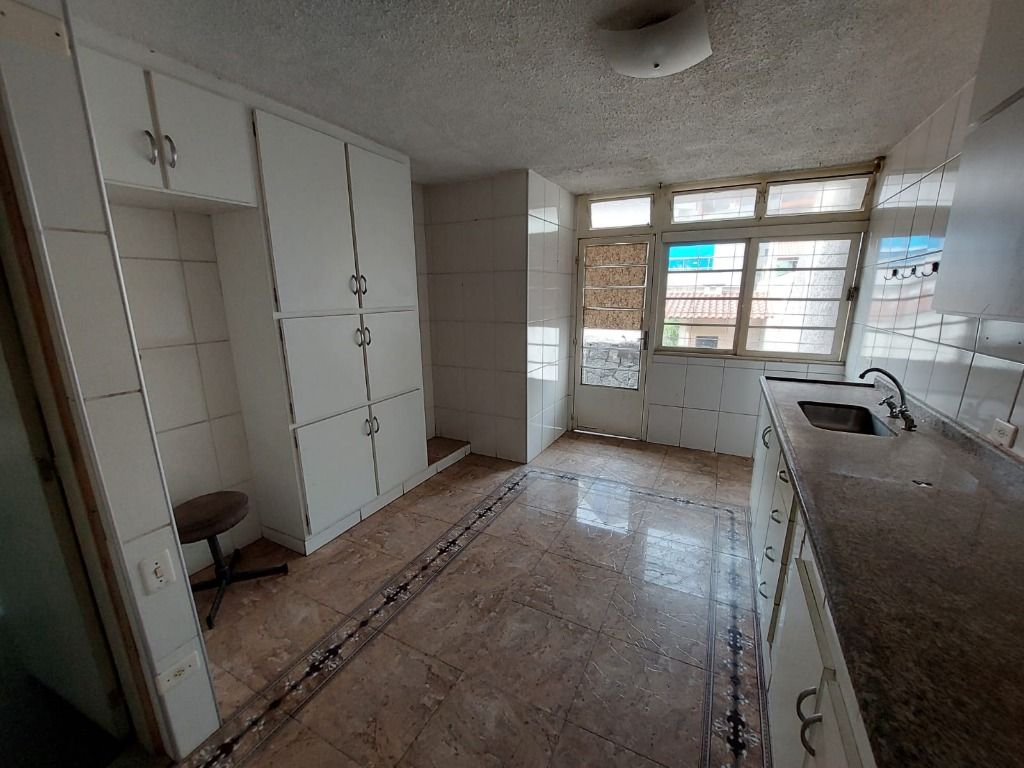 Sobrado para aluguel no Vila Valparaíso: 